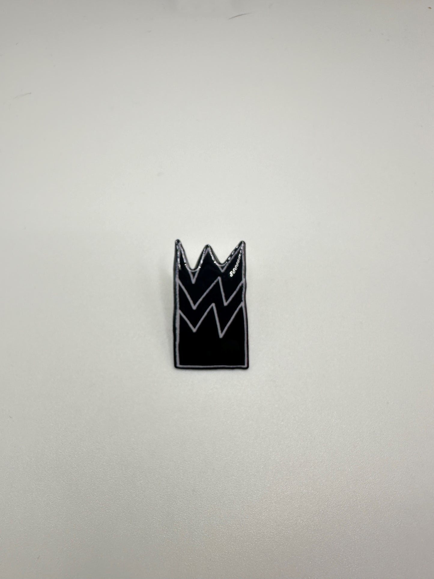 King's College London Crown Pin