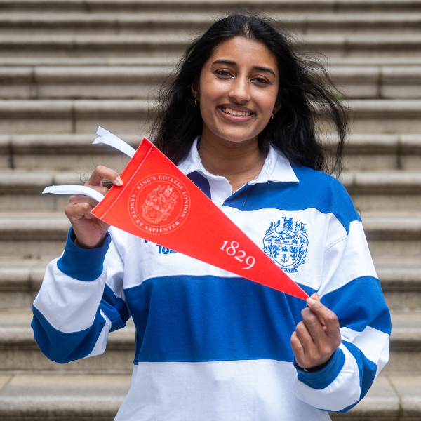 King's College London Felt Flag Red Roundel 1829