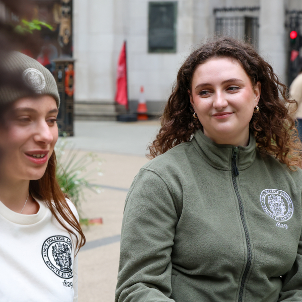 Kings College London Light Fleece in Khaki